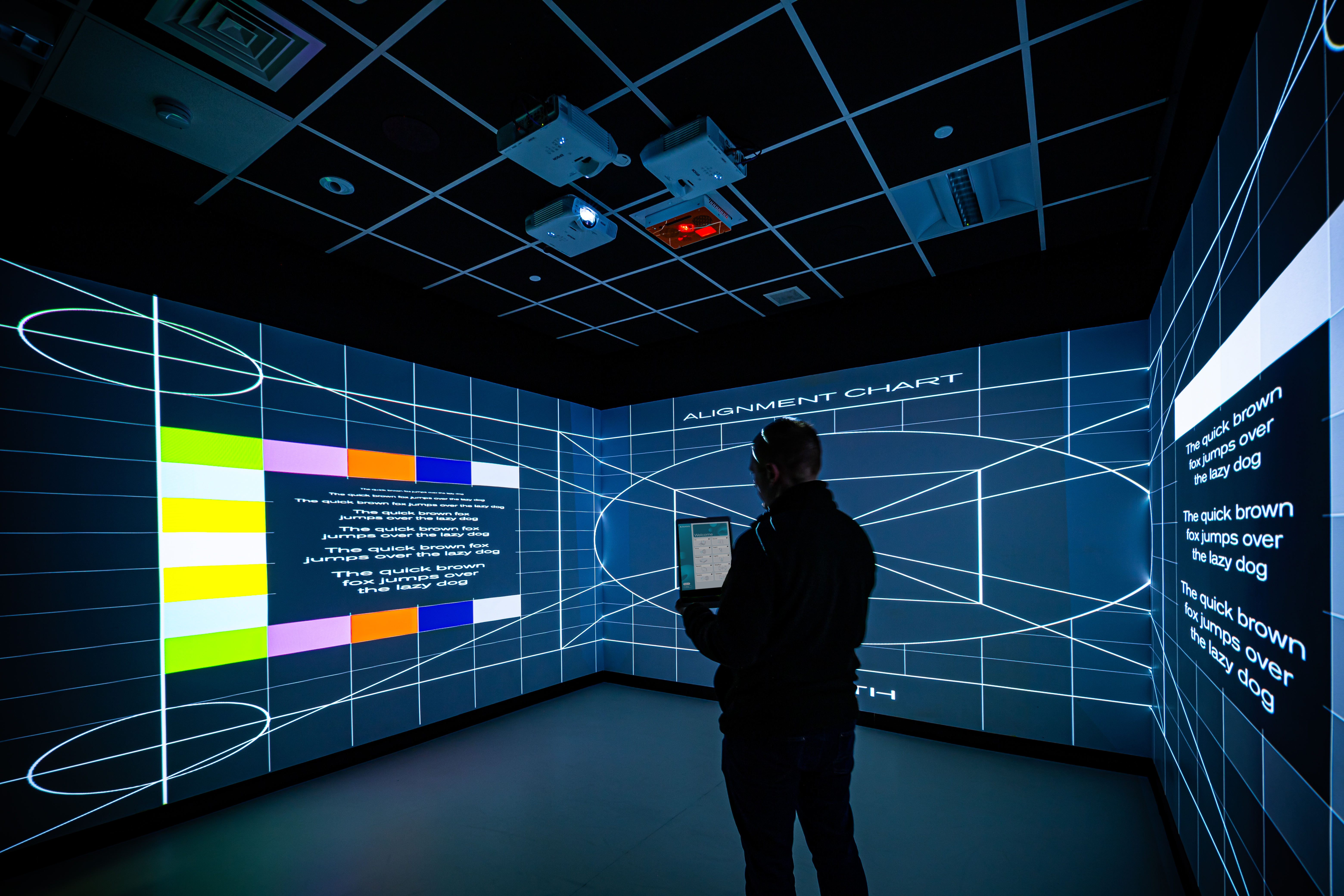 aurora-immersive-room-setup-config-with-screen